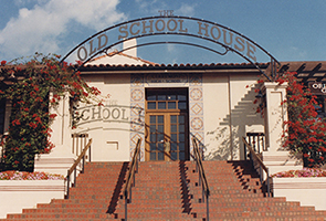Griswold's Old School House archived photo